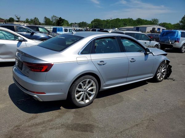 2019 AUDI A4 quattro Premium Plus