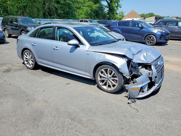 2019 AUDI A4 quattro Premium Plus