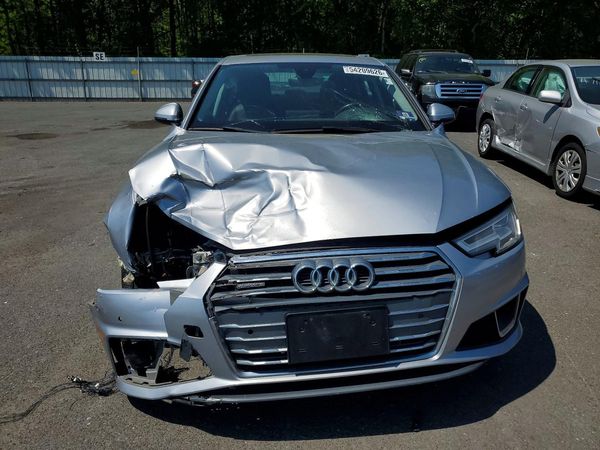 2019 AUDI A4 quattro Premium Plus