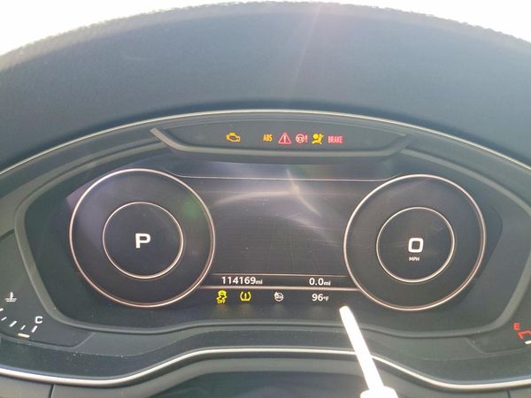 2019 AUDI A4 quattro Premium Plus