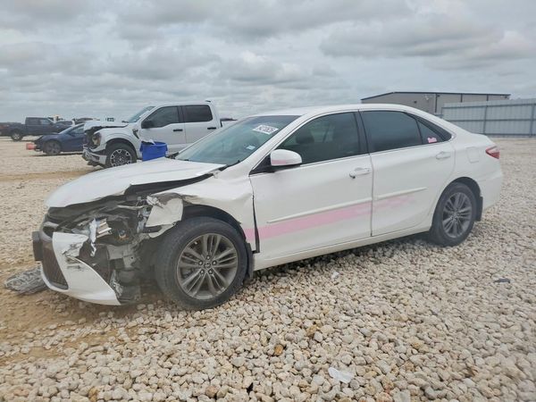 2015 TOYOTA CAMRY