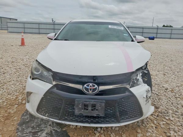 2015 TOYOTA CAMRY