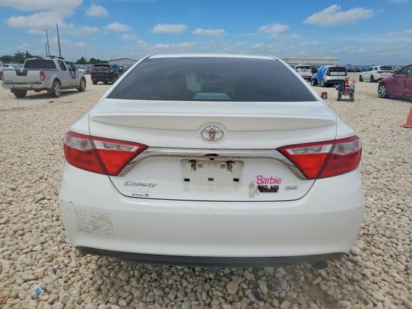 2015 TOYOTA CAMRY