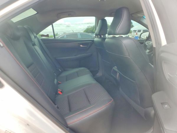 2015 TOYOTA CAMRY