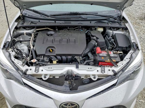 2018 TOYOTA COROLLA