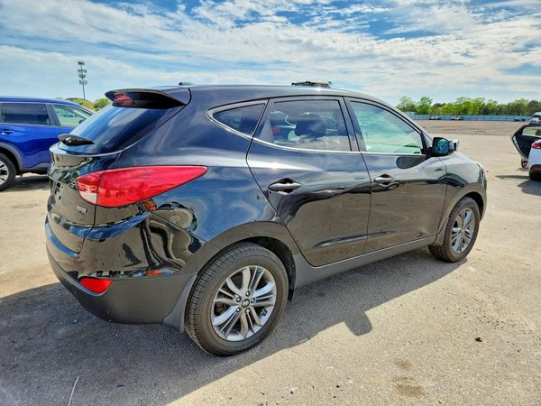 2015 HYUNDAI TUCSON GL (Middle-Low)