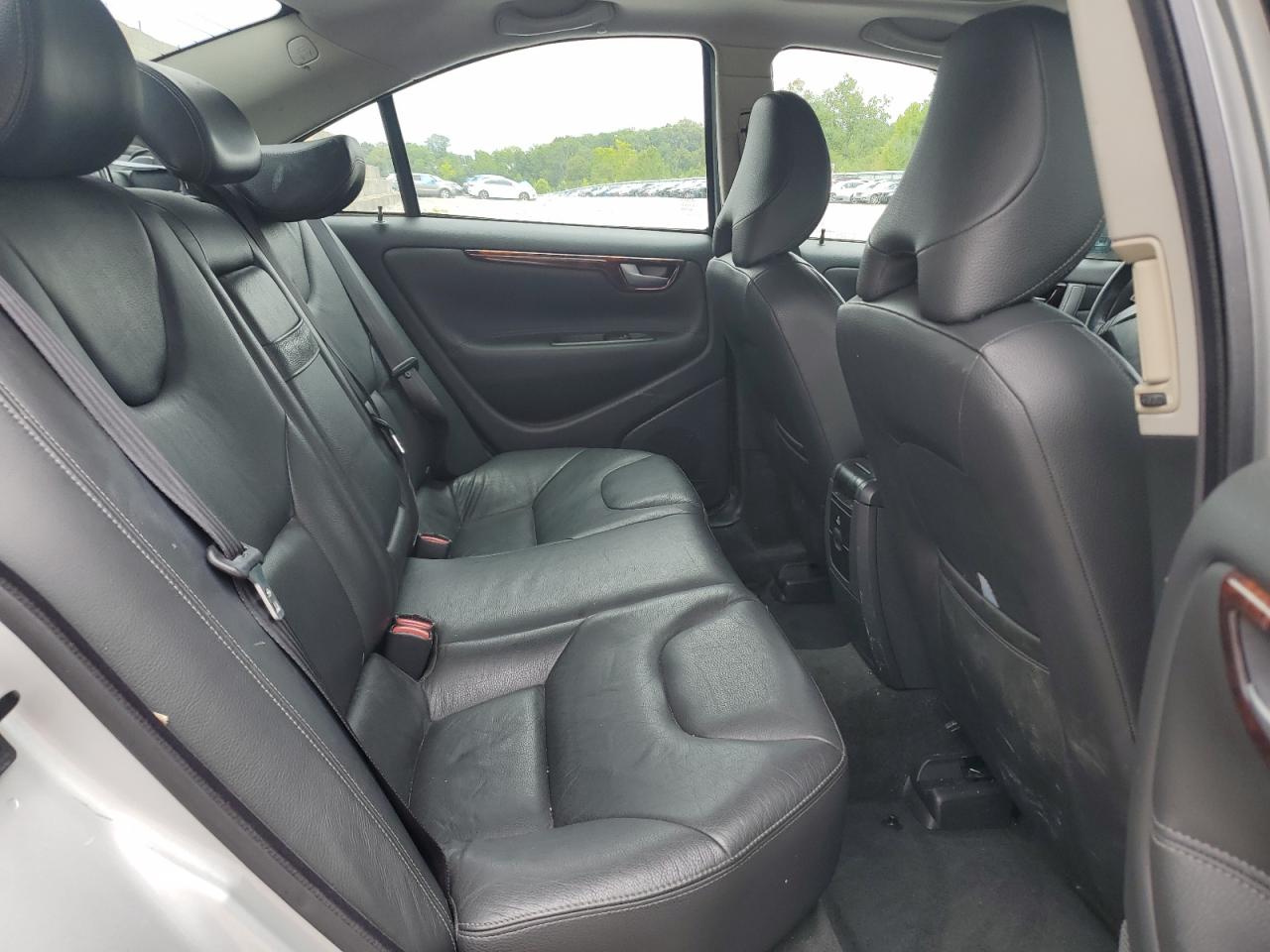 2005 VOLVO S60