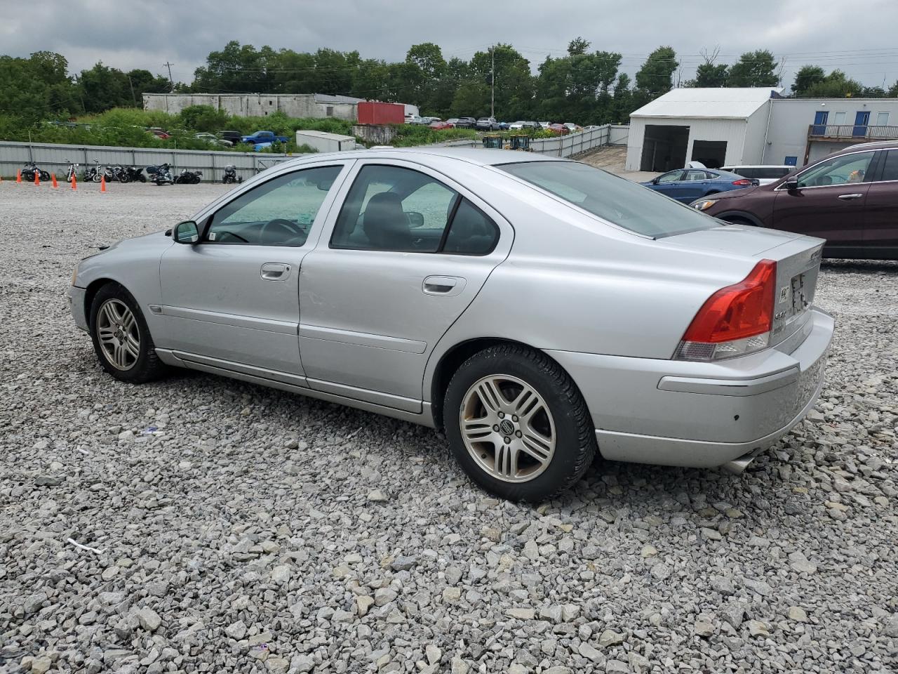 2005 VOLVO S60