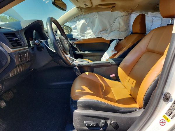 2014 LEXUS CT 200h