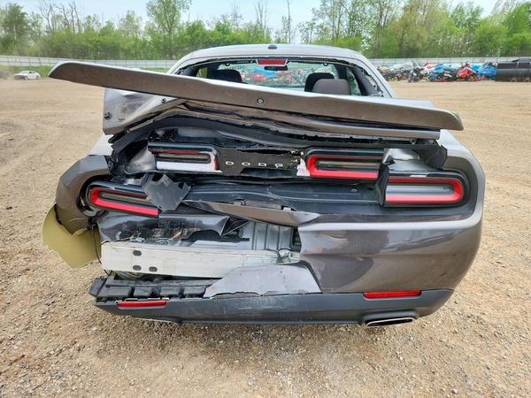 2020 DODGE CHALLENGER SXT