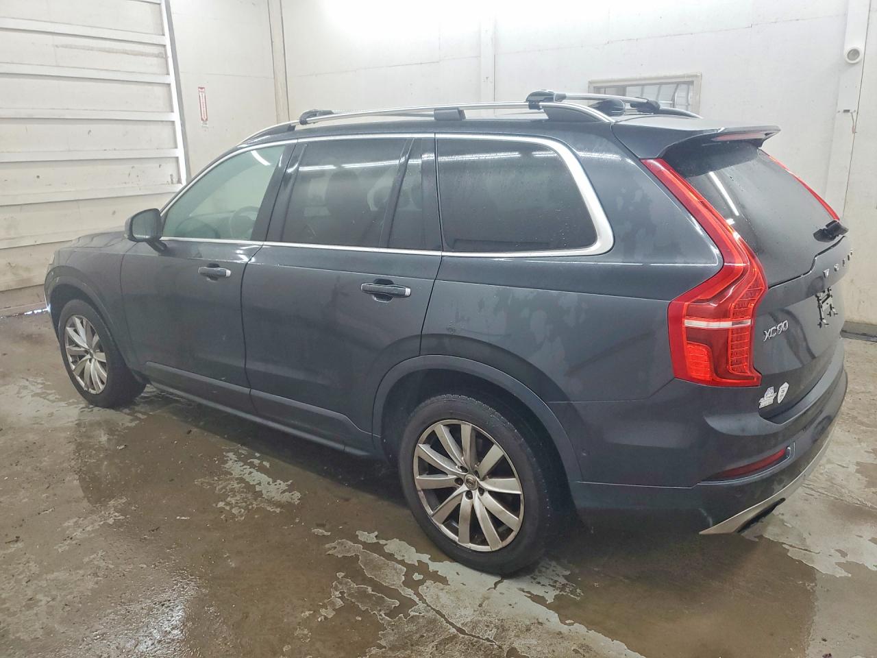 2016 VOLVO XC90 SV42 Momentum