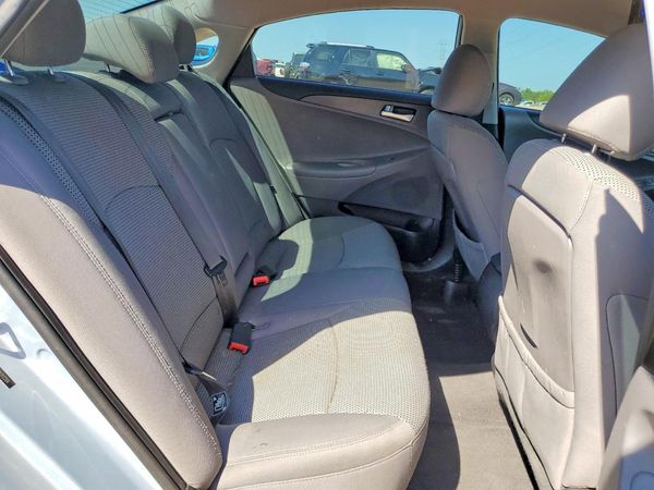 2012 HYUNDAI SONATA Middle-low level