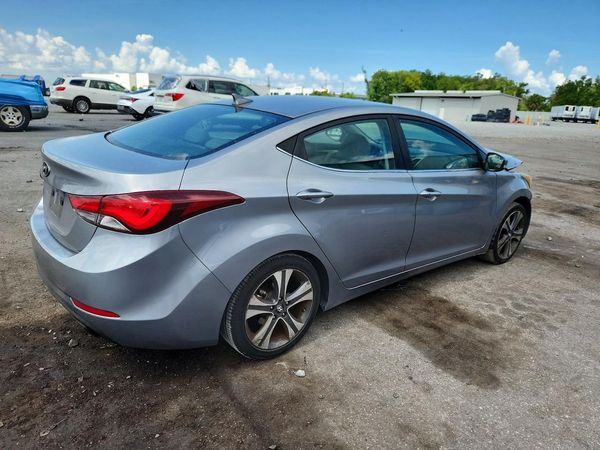 2014 HYUNDAI ELANTRA GLS (Middle)