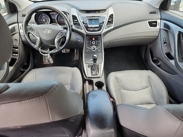2014 HYUNDAI ELANTRA GLS (Middle)