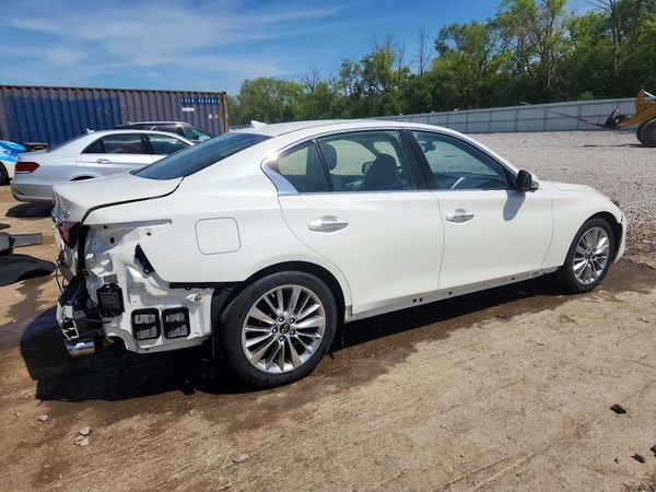 2021 INFINITI Q50