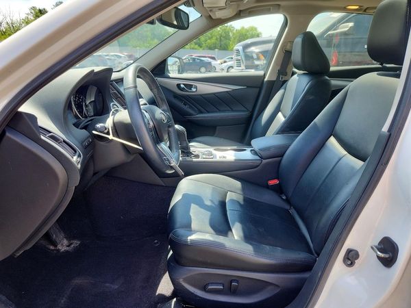 2021 INFINITI Q50