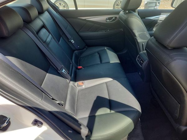 2021 INFINITI Q50