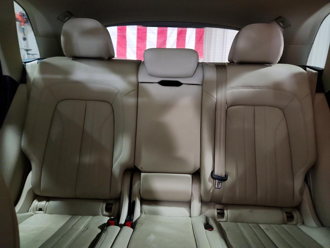 2018 AUDI Q5 quattro Premium Plus