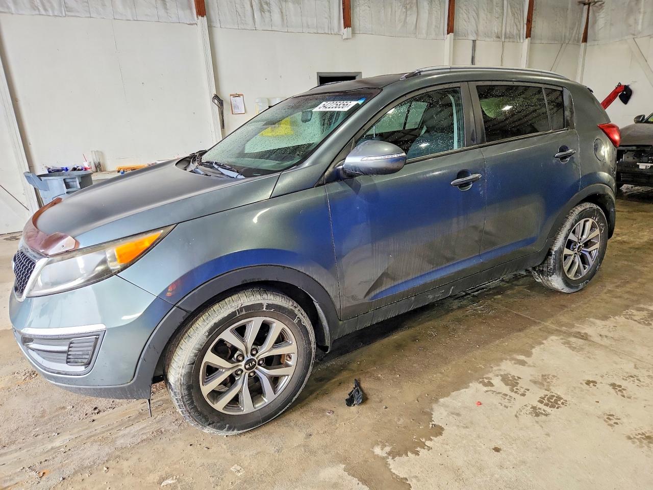 2015 KIA SPORTAGE GL - Middle-low