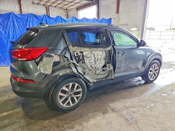 2015 KIA SPORTAGE GL - Middle-low