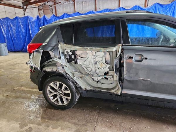 2015 KIA SPORTAGE GL - Middle-low