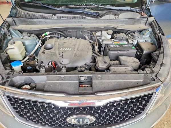 2015 KIA SPORTAGE GL - Middle-low