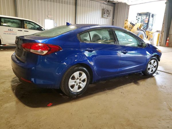 2017 KIA FORTE