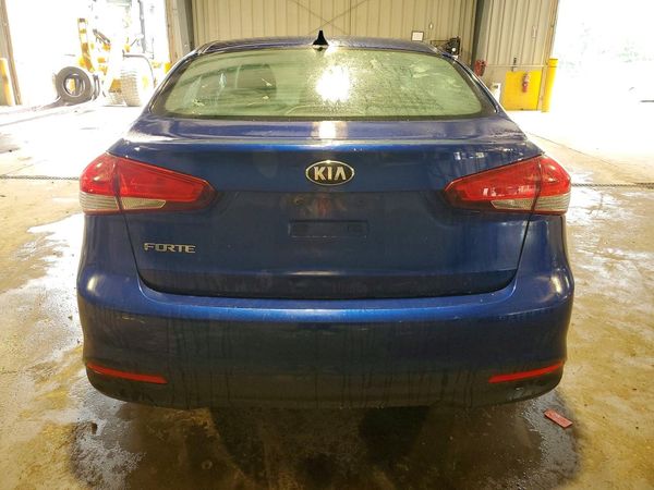 2017 KIA FORTE