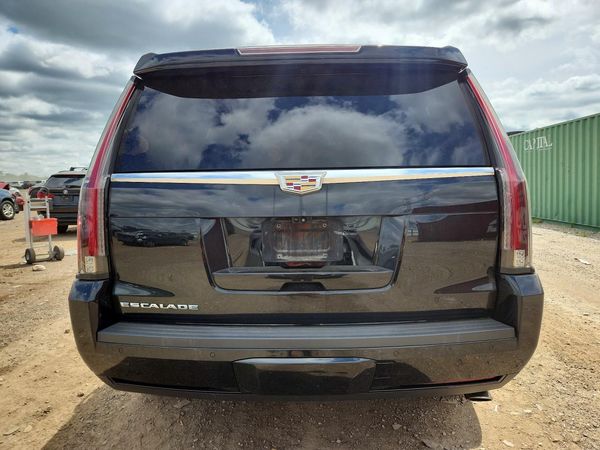 2019 CADILLAC ESCALADE Luxury