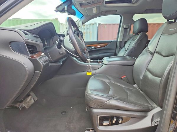 2019 CADILLAC ESCALADE Luxury