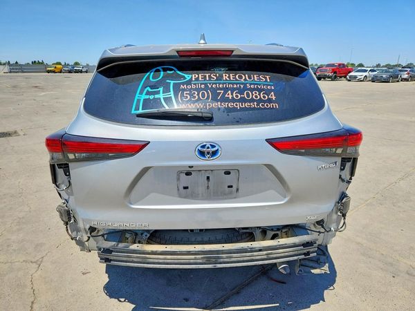 2020 TOYOTA HIGHLANDER XLE Nav