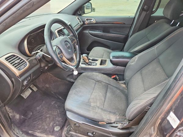 2017 JEEP GRAND CHEROKEE LAREDO 4X2