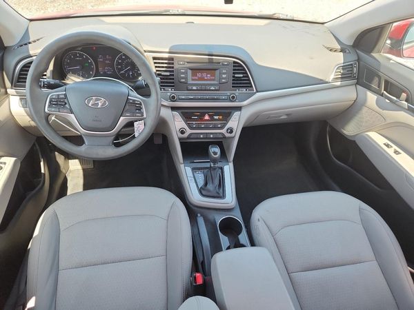 2017 HYUNDAI ELANTRA SE Base