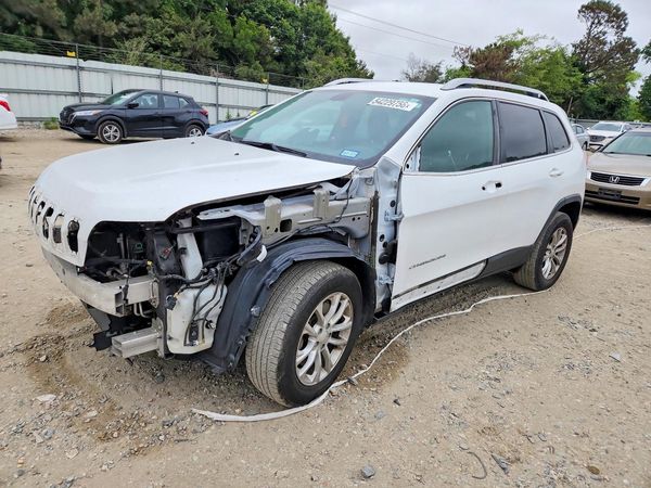 2019 JEEP CHEROKEE LATITUDE 4X4
