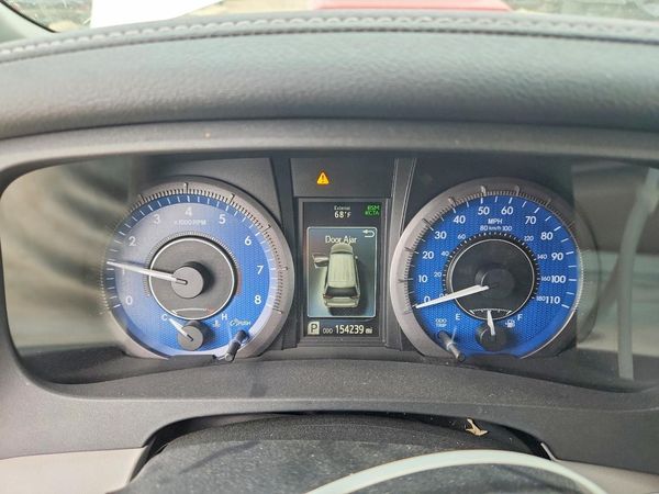 2020 TOYOTA SIENNA Q grade
