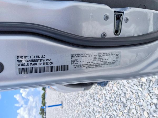 2025 JEEP COMPASS North, Latitude