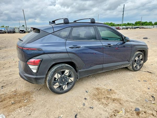 2024 HYUNDAI KONA SE