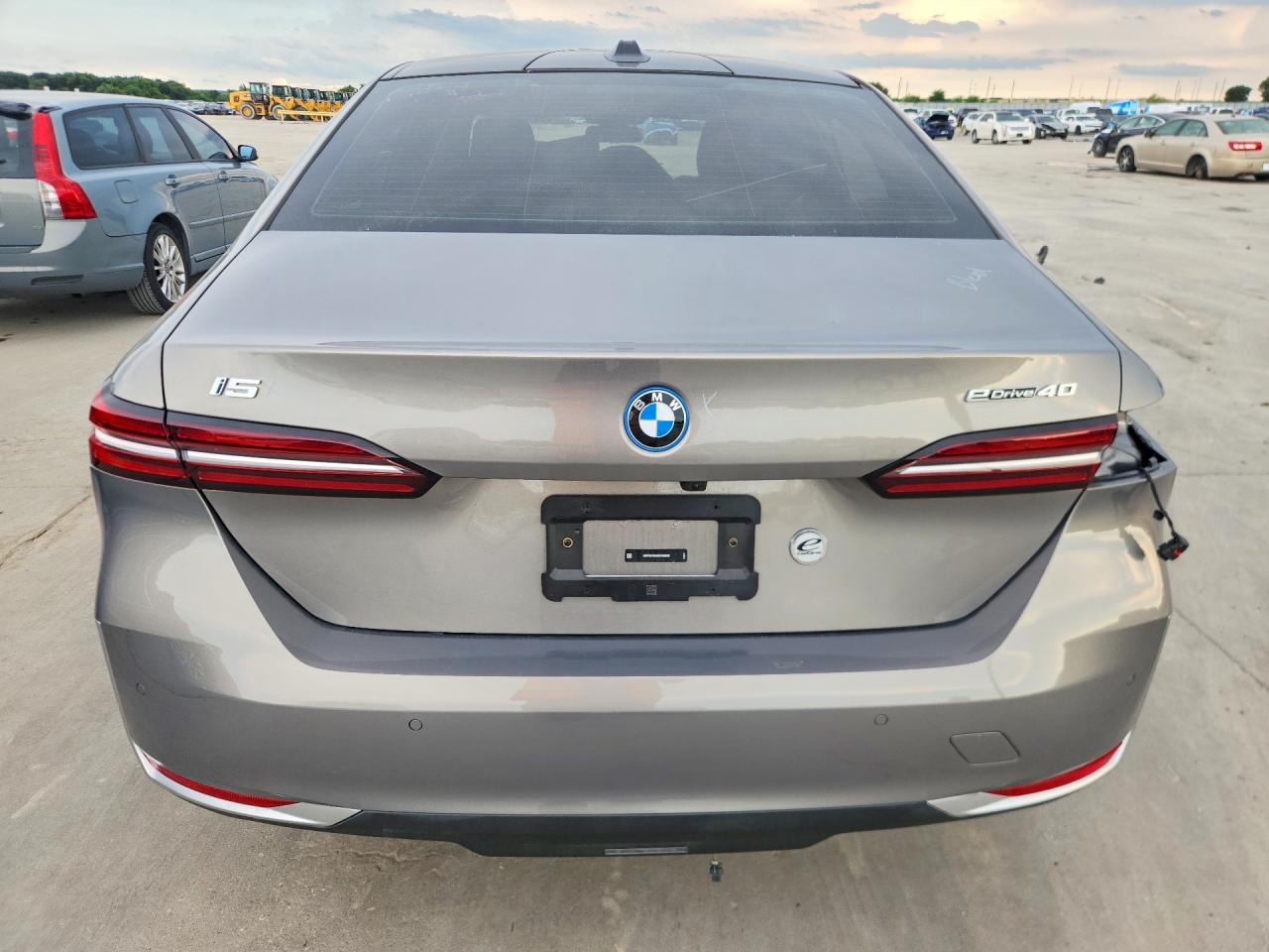 2024 BMW I5 eDrive40
