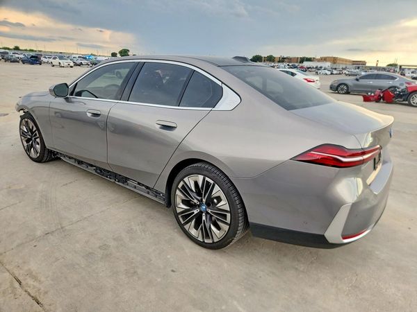 2024 BMW I5 eDrive40