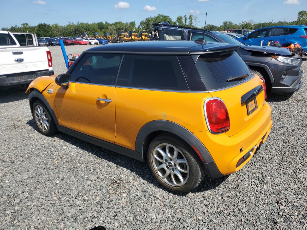 2016 MINI COOPER