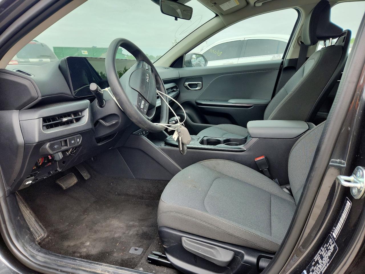 2025 KIA K4 LX, LXS