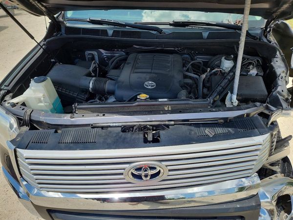 2017 TOYOTA TUNDRA Limited