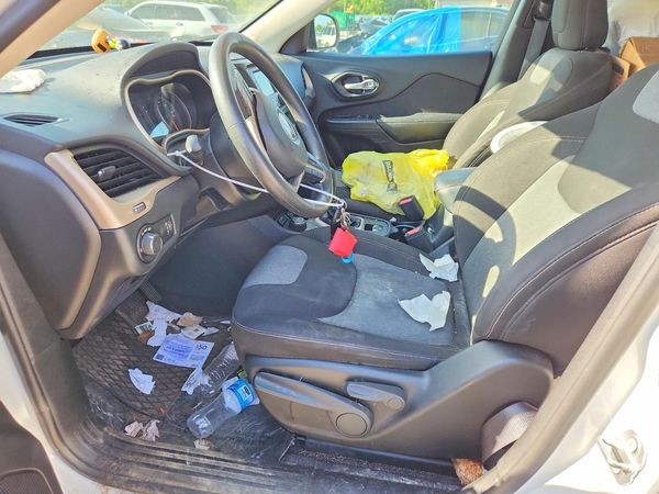 2016 JEEP CHEROKEE SPORT 4X4