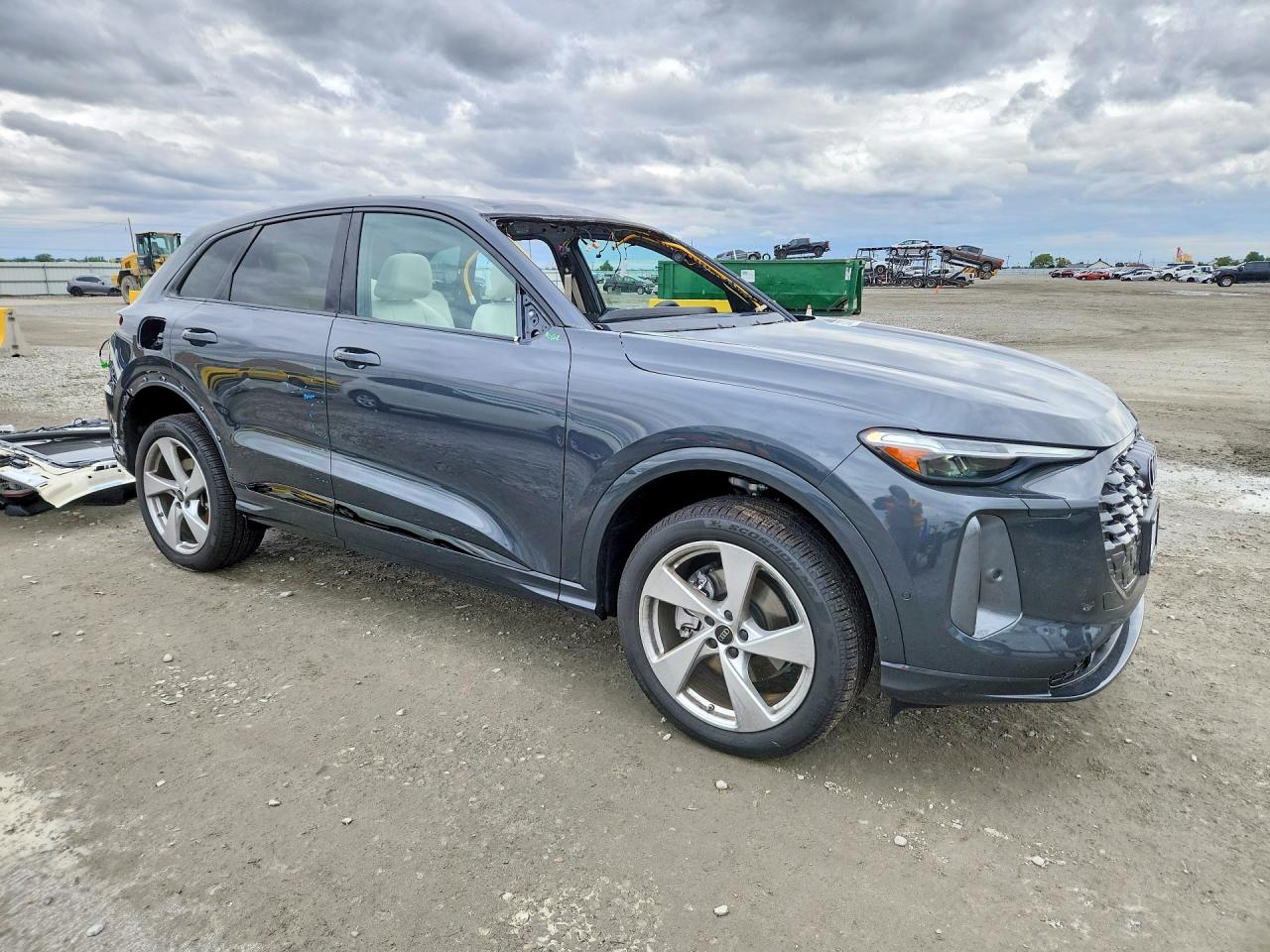 2025 AUDI Q5 quattro Premium Plus