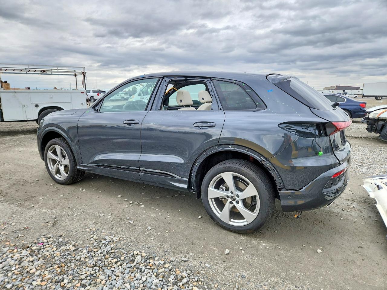 2025 AUDI Q5 quattro Premium Plus
