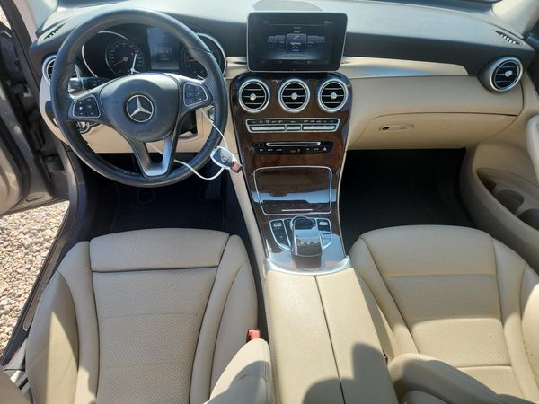 2017 MERCEDES-BENZ GLC GLC300