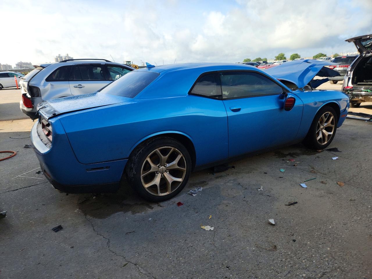 2016 DODGE CHALLENGER SXT