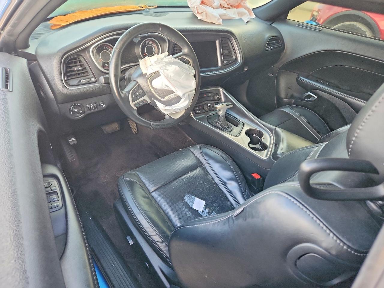 2016 DODGE CHALLENGER SXT