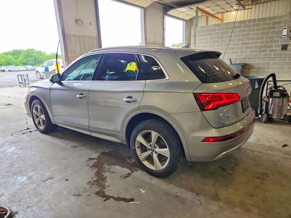 2020 AUDI Q5