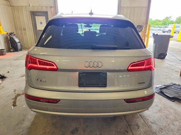 2020 AUDI Q5